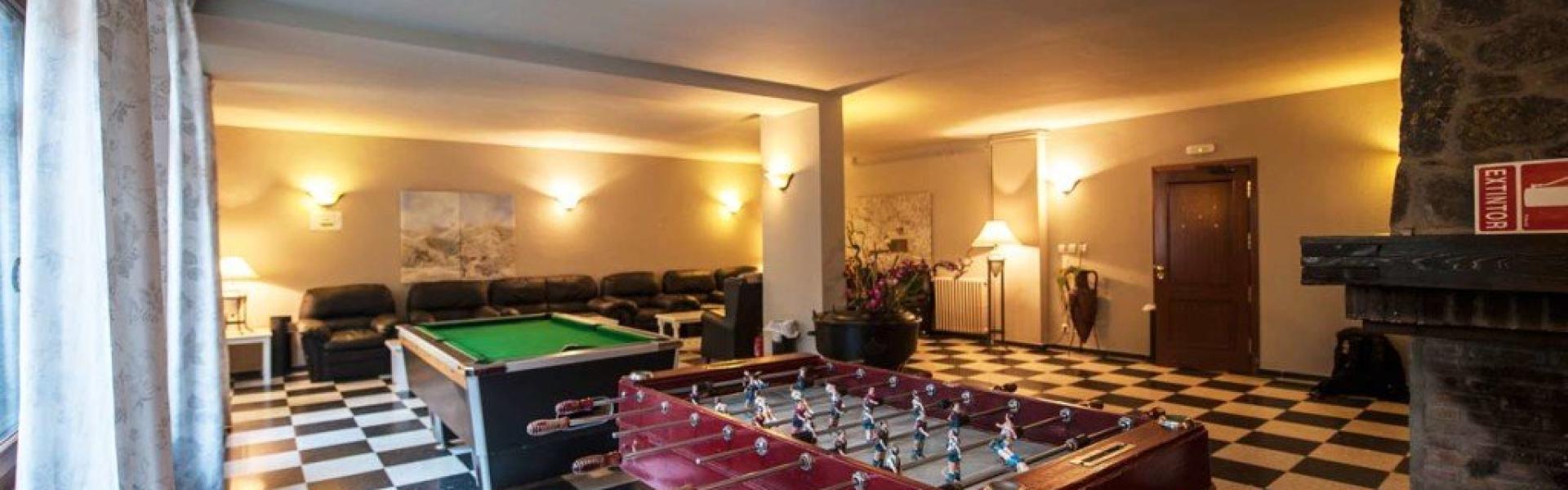 Discover all the details of the Hotel El Pradet